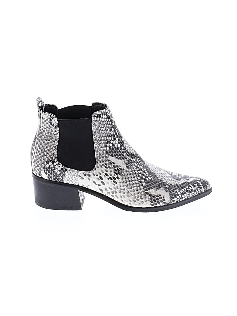 Pre-owned Blondo Ankle Boots In Silver