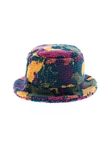 BP. Hat (view 1)