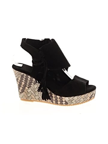 Unbranded Wedges (view 1)
