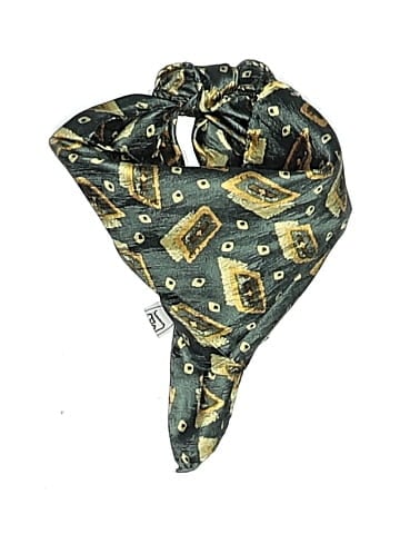 Unbranded Scarf (view 1)