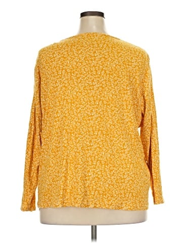 Croft & Barrow Long Sleeve T-Shirt (view 2)
