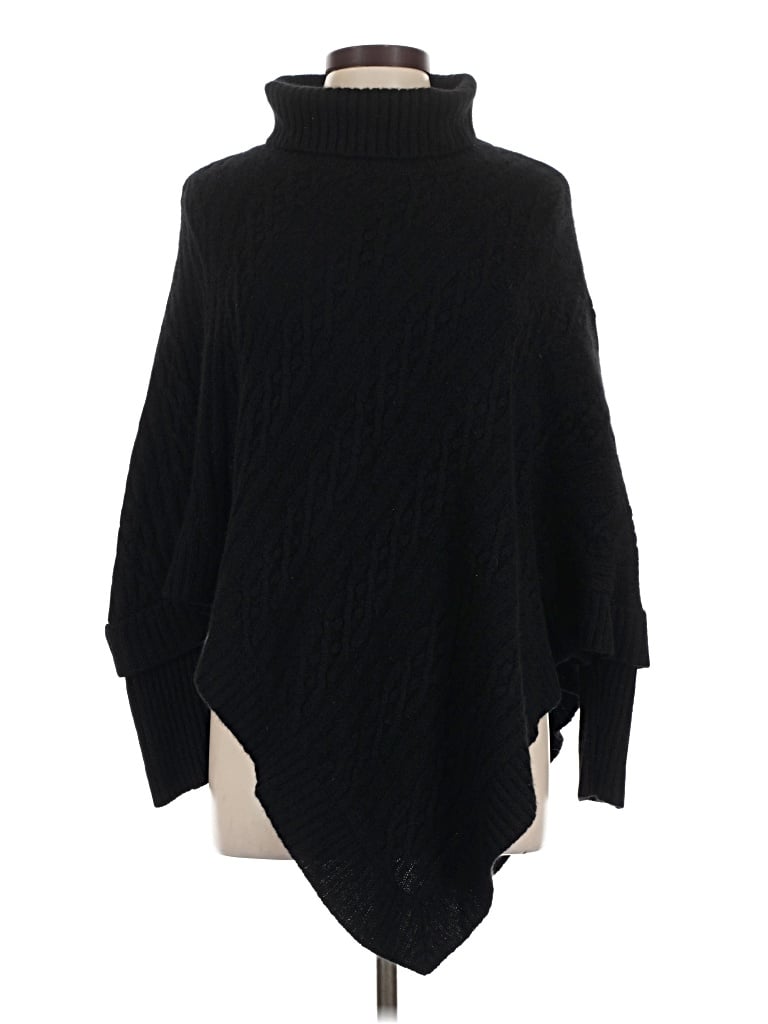 Pre-owned Neiman Marcus Poncho In Black
