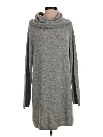 BB Dakota Turtleneck Sweater (view 1)