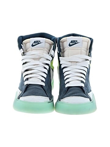 Nike Sneakers (view 2)