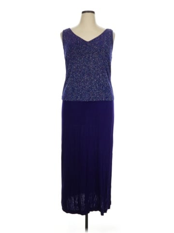 Ronni Nicole II Cocktail Dress (view 1)