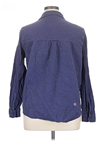 BeachLunchLounge Long Sleeve Button-Down Shirt (view 2)