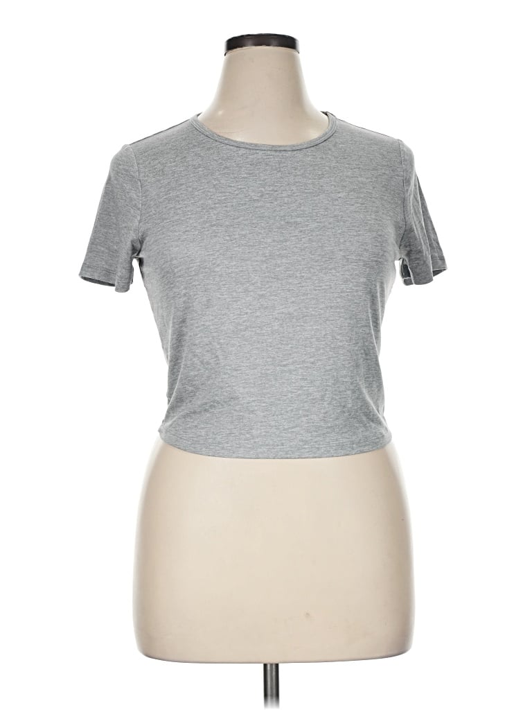 Pre-owned Fabletics Short Sleeve T-shirt In Gray