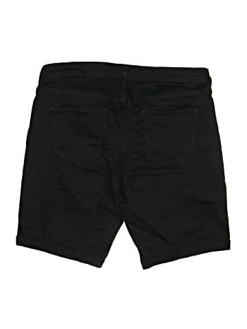 Universal Thread Shorts (view 2)