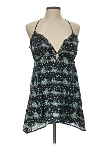 Belle Du Jour Sleeveless Blouse (view 1)