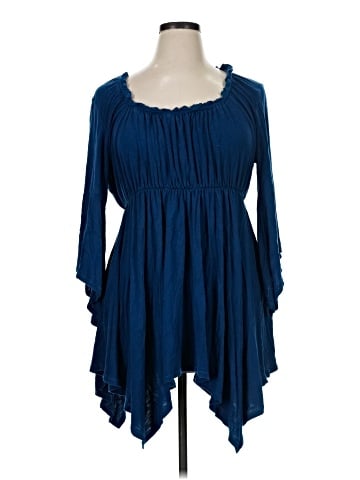 Canari Casual Dress (view 1)