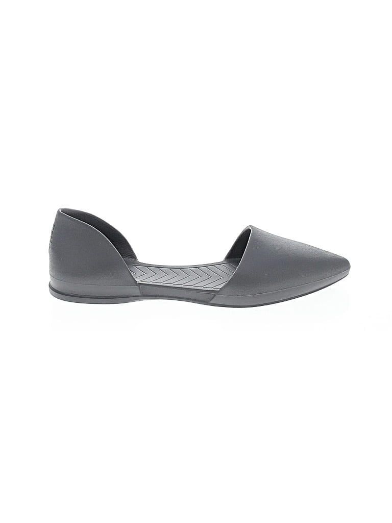 Pre-owned Native Flats In Gray