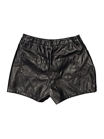 Tic : Toc Shorts (view 2)