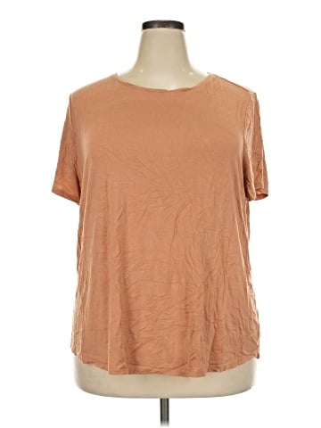 The Limited Short Sleeve T-Shirt (view 1)