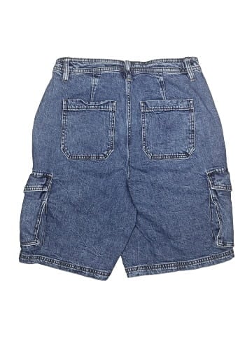 On 34th Cargo Shorts (view 2)