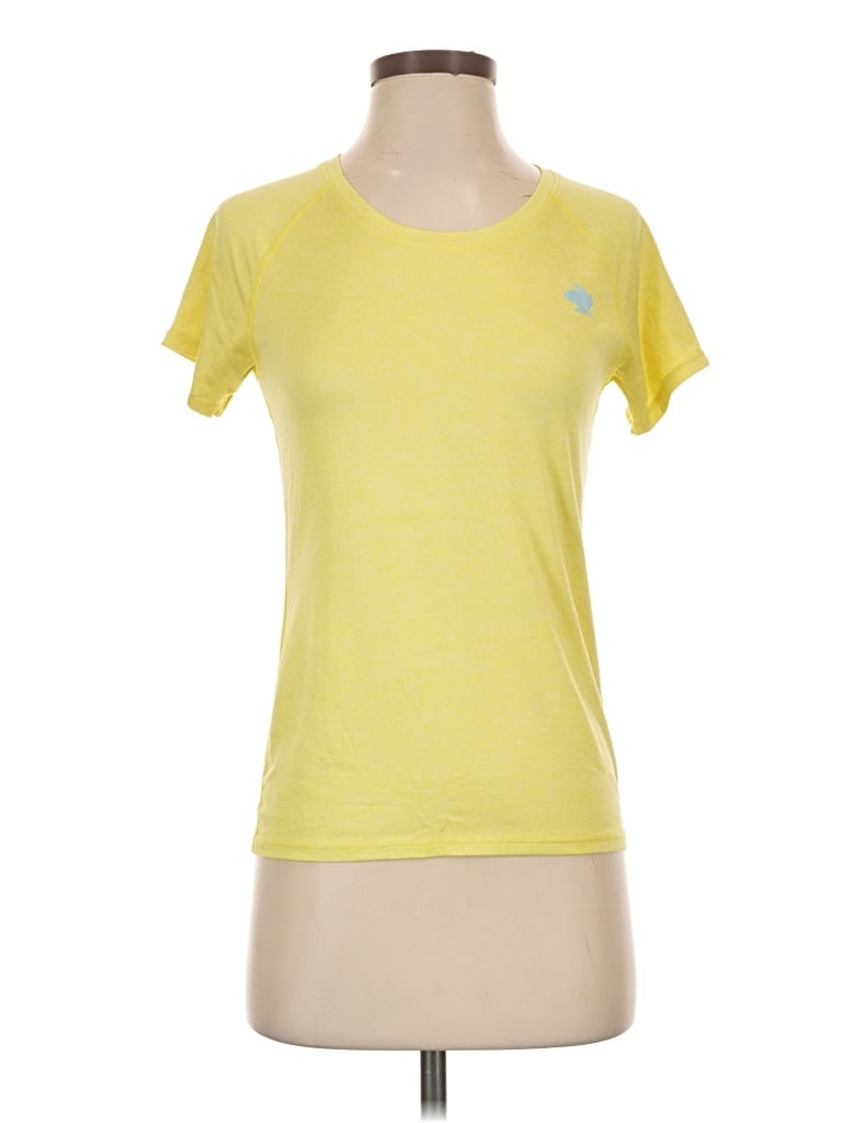 Pre-owned Rabbit Active T-shirt In Yellow