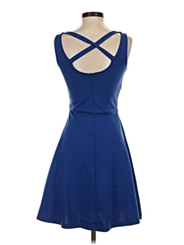 H&M Casual Dress (view 2)