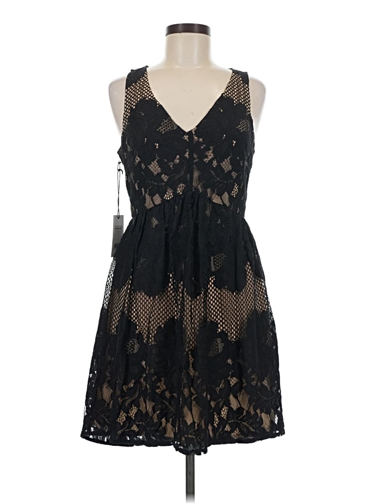 Ali & Jay Cocktail Dress In Black