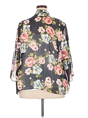 Serengeti 3/4 Sleeve Blouse (view 2)