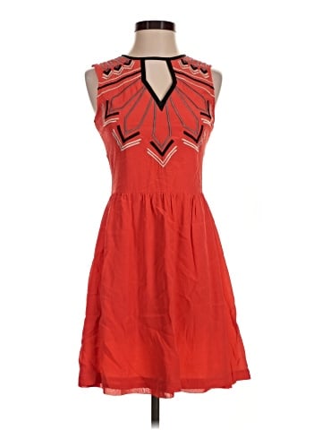 Chloe Oliver Casual Dress (view 1)