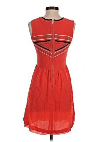 Chloe Oliver Casual Dress (view 2)