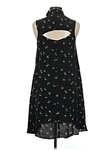 Amour Vert Casual Dress (view 2)