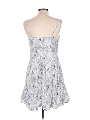 Old Navy Casual Dress (view 2)