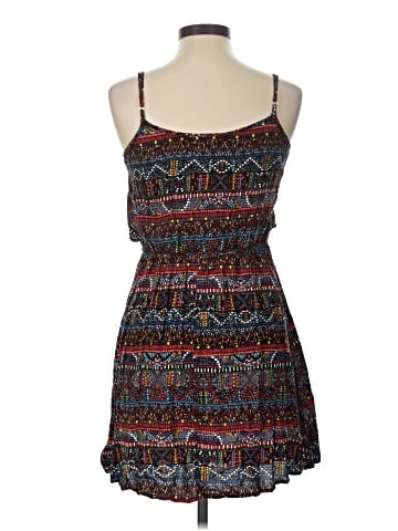 Eyeshadow Sleeveless Top (view 2)