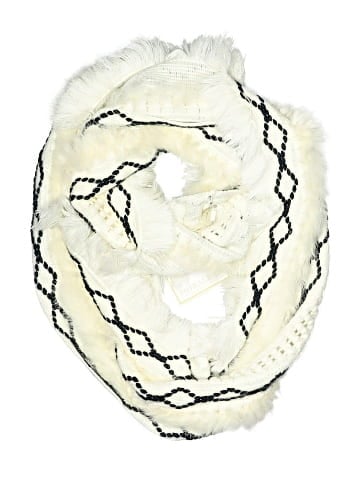 Shiraleah Scarf (view 1)