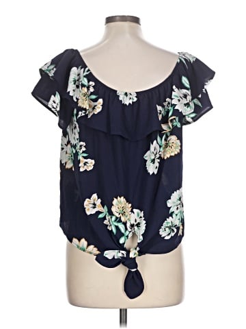 Xhilaration Short Sleeve Blouse (view 2)