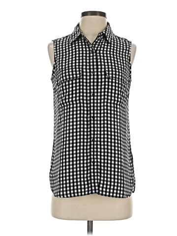 Who What Wear Sleeveless Button-Down Shirt (view 1)
