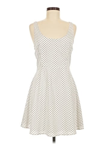 Trafaluc by Zara Casual Dress (view 1)
