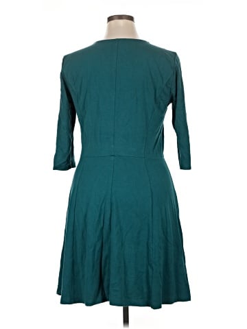 Lark & Ro Casual Dress (view 2)