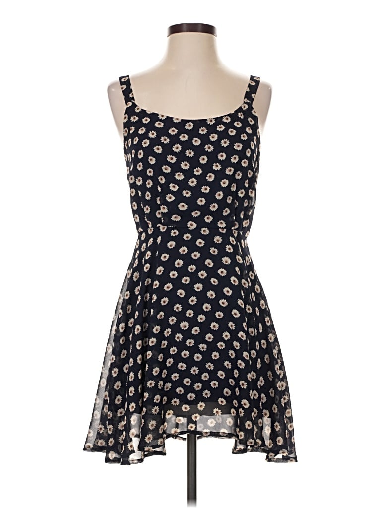 Pre-owned Lucca Couture Casual Dress In Blue