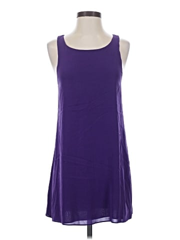 Alice + Olivia Casual Dress (view 1)