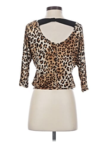 Bella D 3/4 Sleeve Top (view 2)