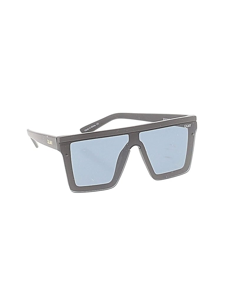 Pre-owned Quay Sunglasses In Gray