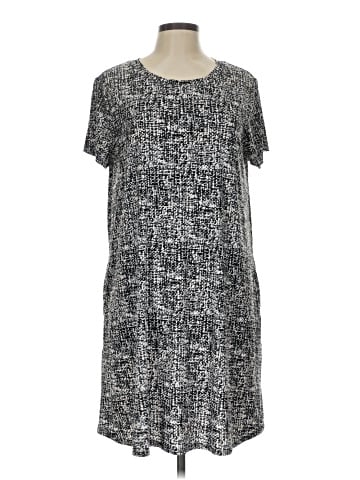 Apt. 9 Casual Dress (view 1)