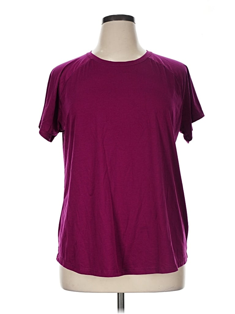 Pre-owned Tek Gear Active T-shirt In Burgundy