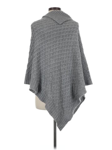 V.Fraas Poncho (view 2)