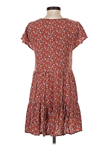 Urban Outfitters Casual Dress (view 2)