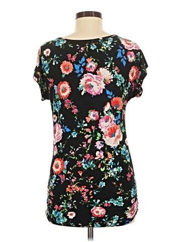Free Kisses Short Sleeve T-Shirt (view 2)