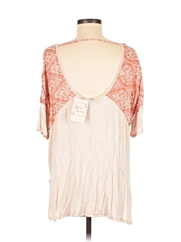 Young Essence Short Sleeve T-Shirt (view 2)