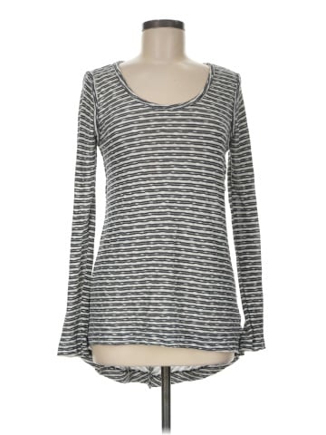 Lucy & Laurel Pullover Sweater (view 1)