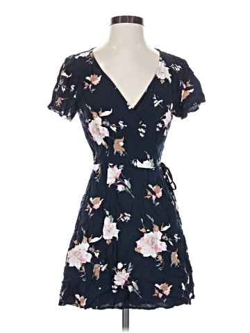 Abercrombie & Fitch Casual Dress (view 1)
