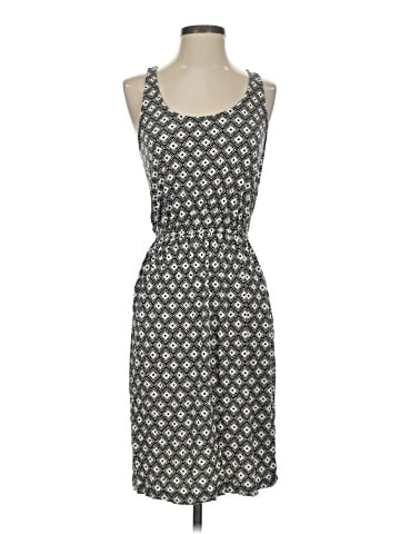 Old Navy Casual Dress (view 1)