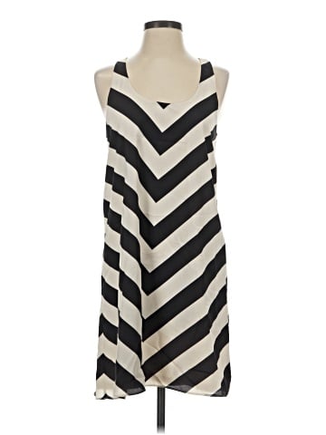 Hive & Honey Casual Dress (view 1)
