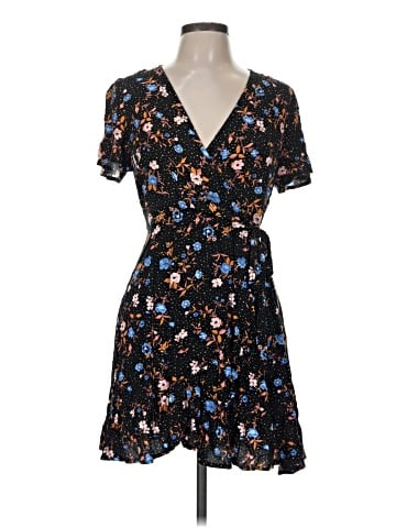 Xhilaration Casual Dress (view 1)