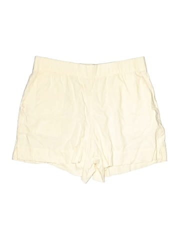 Gap Shorts (view 1)