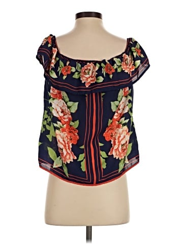 E&M Collection Short Sleeve Blouse (view 2)