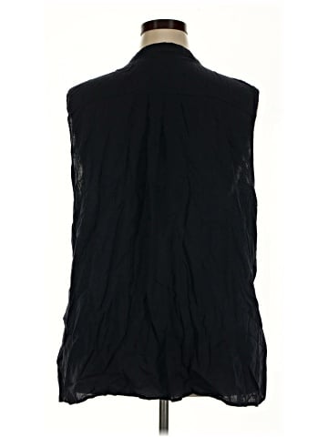 Kenar Sleeveless Button-Down Shirt (view 2)
